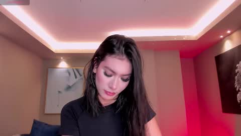 Call me Nia  online show from November 2025 05:16:01 PM