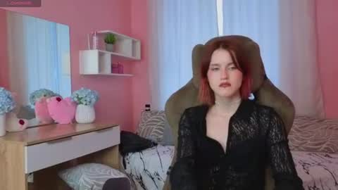 Snapshot of nica_moonest chatting on June 2026 09:44:01 AM Nica online show from June 2026 09:44:01 AM