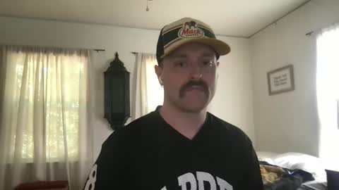 NiceButtNiceGuy online show from April 2026 06:38:01 PM