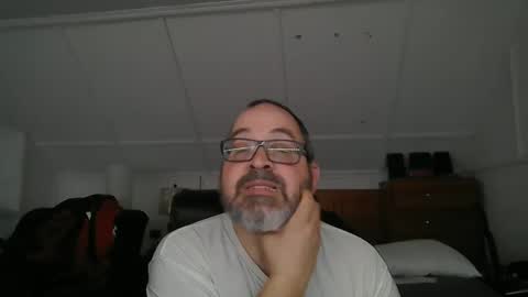 niceguy7208 online show from December 2024 04:38:02 AM