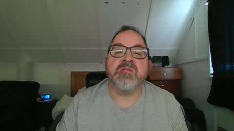 Snapshot of niceguy7208 chatting on April 2026 03:28:01 PM niceguy7208 online show from April 2026 03:28:01 PM