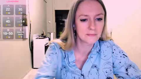 Snapshot of nicekat chatting on June 2026 09:18:02 PM Kathrine online show from June 2026 09:18:02 PM