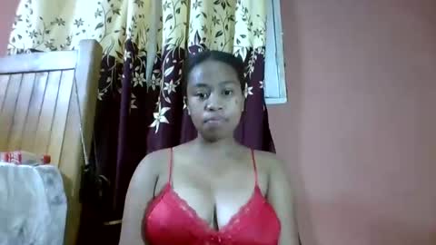 Snapshot of nicelly01 chatting on April 2026 06:20:01 AM nicelly01 online show from April 2026 06:20:01 AM