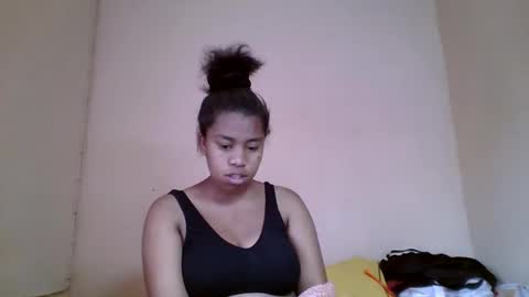 Snapshot of nicelly01 chatting on May 2026 06:43:02 AM nicelly01 online show from May 2026 06:43:02 AM