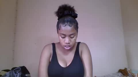 Snapshot of nicelly01 chatting on May 2026 08:00:01 AM nicelly01 online show from May 2026 08:00:01 AM