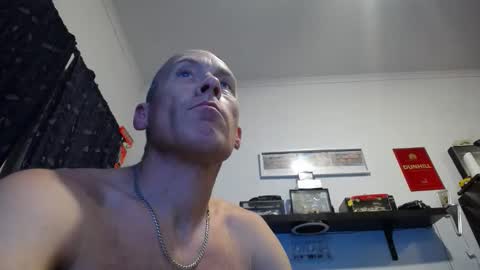 niceonebrov online show from April 2026 07:11:02 PM