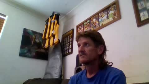 Snapshot of niceozziecockxxx chatting on February 2025 05:37:01 AM Sexiishaine online show from February 2025 05:37:01 AM