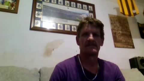 Snapshot of niceozziecockxxx chatting on October 2025 06:41:02 AM Sexiishaine online show from October 2025 06:41:02 AM