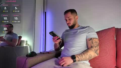 Snapshot of nicholassx chatting on January 2026 05:40:01 PM Nicholassx online show from January 2026 05:40:01 PM