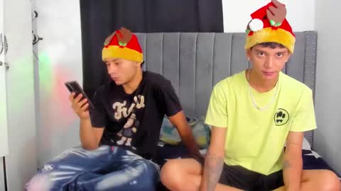 Snapshot of nick_greey chatting on December 2024 12:52:02 AM Frank online show from December 2024 12:52:02 AM