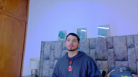 nick_moss_ online show from February 2026 11:10:01 AM