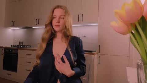 Nicka Cherie online show from February 2026 05:25:01 PM