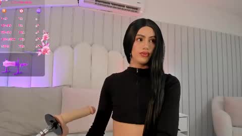 Snapshot of nickiwestt___ chatting on August 2026 08:44:01 PM nickiwestt___ online show from August 2026 08:44:01 PM