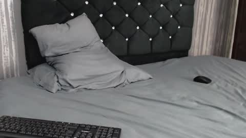 Snapshot of nickk_parkerr chatting on February 2025 09:00:02 AM nickk_parkerr online show from February 2025 09:00:02 AM