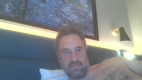 nicknut07 online show from May 2026 09:00:01 PM
