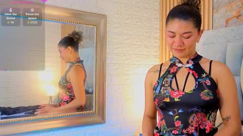 nickollsaenz online show from April 2026 03:15:02 AM