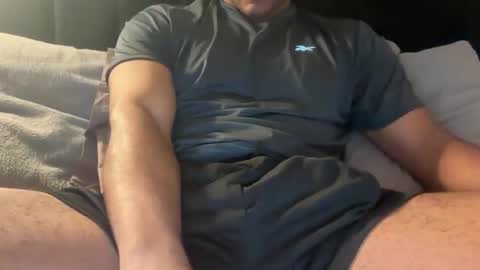 nickstrong213 online show from February 2026 06:00:02 AM