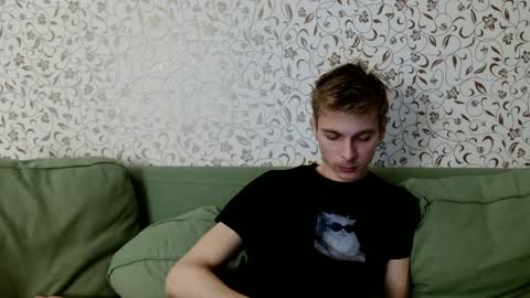 Snapshot of nicksuper8 chatting on December 2024 05:38:01 AM Nick online show from December 2024 05:38:01 AM