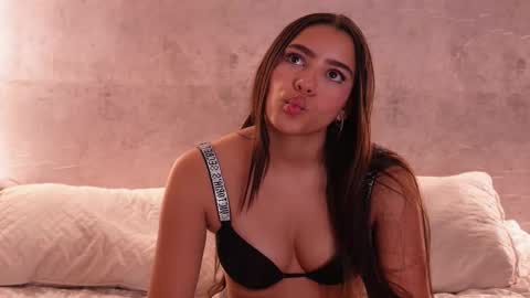 nicky and blake online show from October 2025 09:52:01 PM