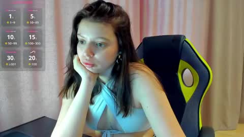 Snapshot of nicky_rosee chatting on May 2026 02:17:01 AM Nicky online show from May 2026 02:17:01 AM