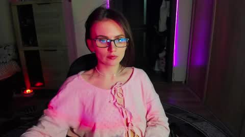 Nicky Weekends online show from February 2025 08:59:01 PM