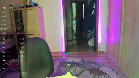 Nicky Weekends online show from March 2025 10:32:01 PM