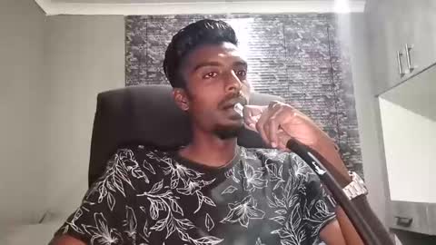 Snapshot of nickyle63 chatting on March 2025 05:29:01 PM james online show from March 2025 05:29:01 PM