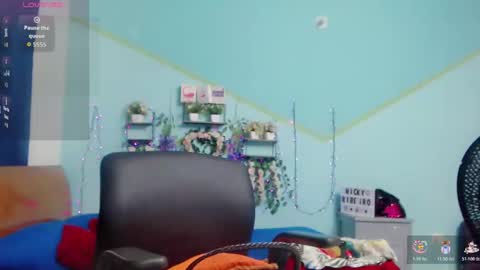 Snapshot of nickyribeiro chatting on February 2026 01:48:01 AM nickyribeiro online show from February 2026 01:48:01 AM