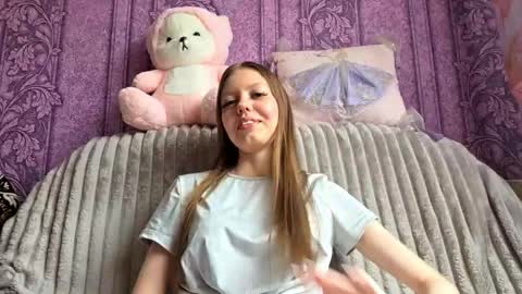 Emily online show from June 2026 07:32:02 AM