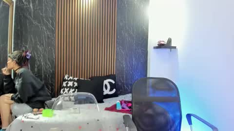 Snapshot of nico_blaze22 chatting on May 2026 07:31:02 PM Nico online show from May 2026 07:31:02 PM