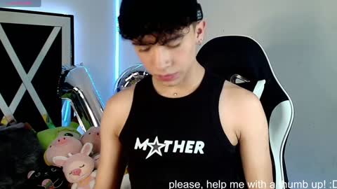 Snapshot of nico_cruz chatting on December 2024 07:07:02 AM nico online show from December 2024 07:07:02 AM