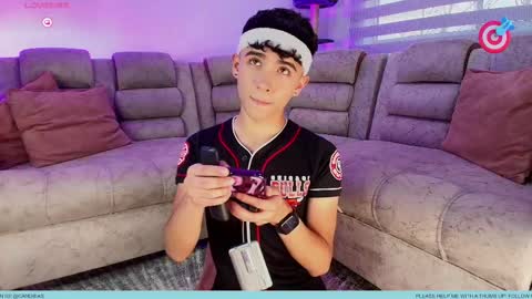 Snapshot of nico_cruz chatting on October 2025 10:18:02 PM nico online show from October 2025 10:18:02 PM