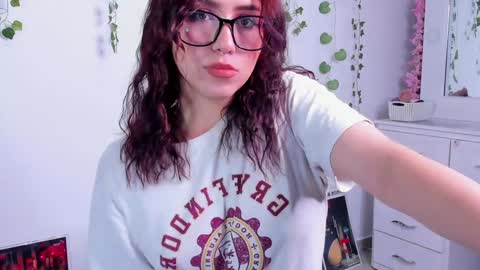 Nico online show from January 2025 04:01:01 AM