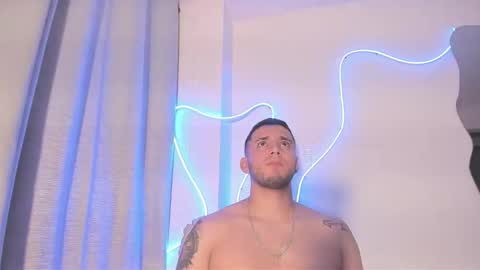 Nicolas online show from February 2026 07:24:01 AM