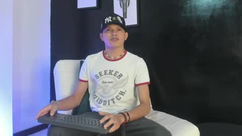 Snapshot of nico_saint_ chatting on June 2026 11:34:02 AM nico_saint_ online show from June 2026 11:34:02 AM
