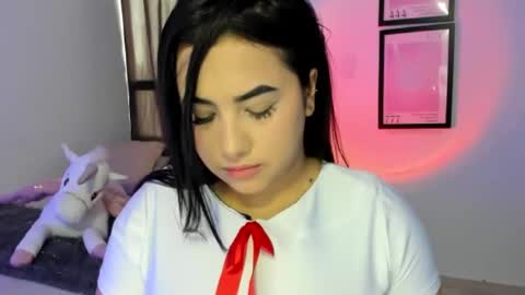 nicol online show from November 2025 01:01:02 PM