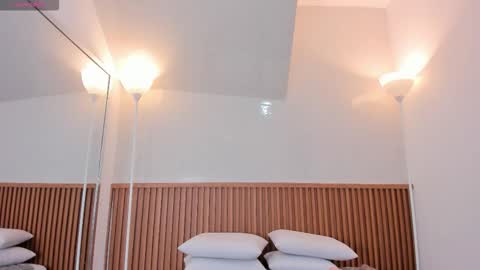 Snapshot of nicol_giraldo chatting on January 2026 03:52:02 AM Nicol online show from January 2026 03:52:02 AM