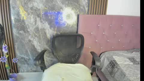 Nicol sanchez online show from July 2026 12:31:01 AM