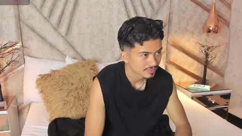 Nicolai online show from January 2026 01:27:02 PM