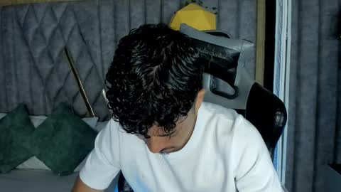 Nicolai online show from March 2026 12:33:01 PM