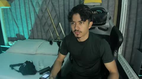 Nicolai online show from May 2026 12:32:02 PM