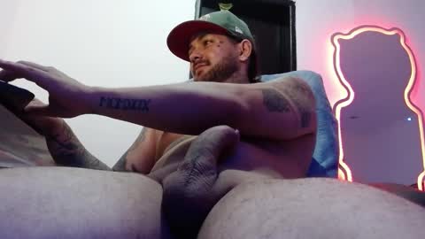 Snapshot of nicolas_torres99 chatting on January 2025 12:18:01 PM nicolas online show from January 2025 12:18:01 PM