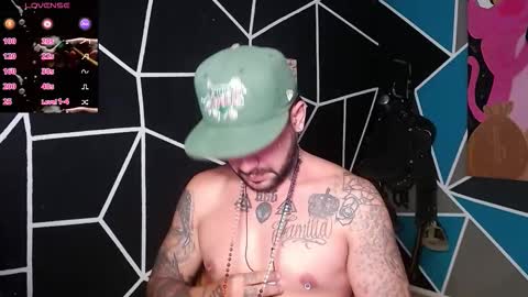 nicolas online show from November 2025 12:27:01 PM