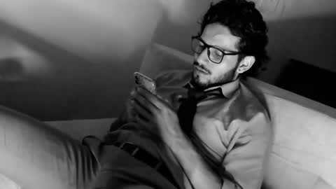 nicolasrodrii online show from March 2025 04:39:02 AM