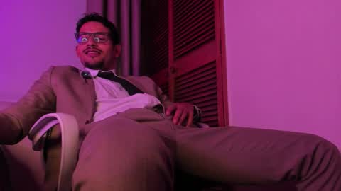 nicolasrodrii online show from February 2026 09:55:02 PM