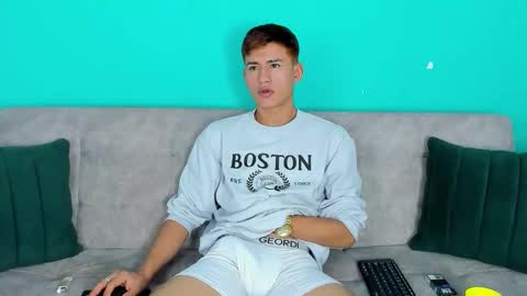 nicolastorres__ online show from March 2026 08:05:01 PM