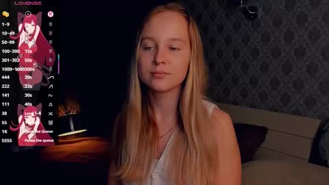 Nicoletta online show from September 2025 05:59:02 PM