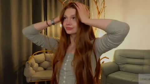 Nicole online show from May 2026 09:00:02 PM