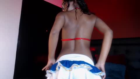 nicole_brown1126 online show from February 2025 03:37:01 AM