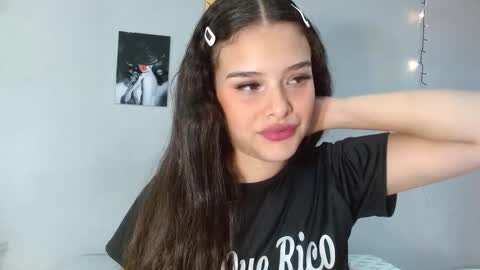 nicole_mayer01 online show from October 2025 11:24:01 AM